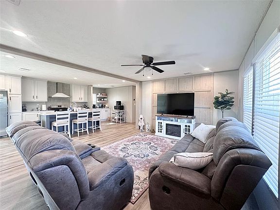 4th image of 980945 S Timber Oaks Rd