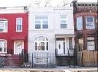 3243 W Walnut St #1, Chicago, IL 60624