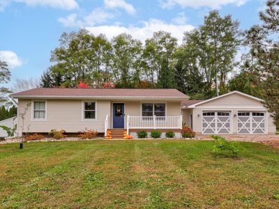 7984 N Williams Rd, Saint Johns, MI, 48879