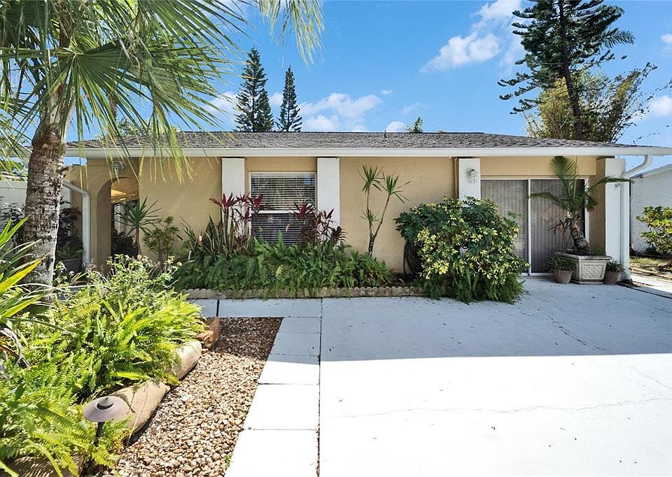 1st image of 5110 Crestmore Ct