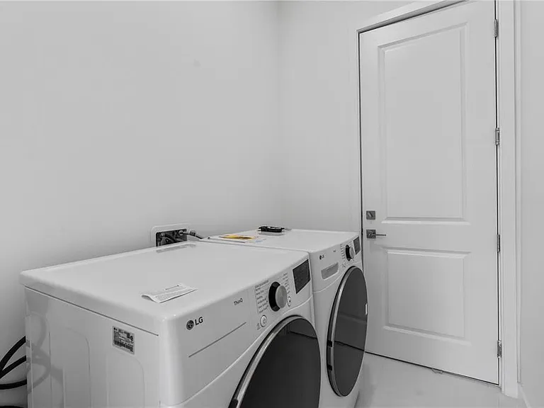 10070 Flat River St — Photo 10