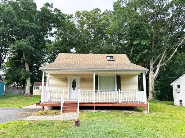 5 Beach Drive, Prospect, CT 06712