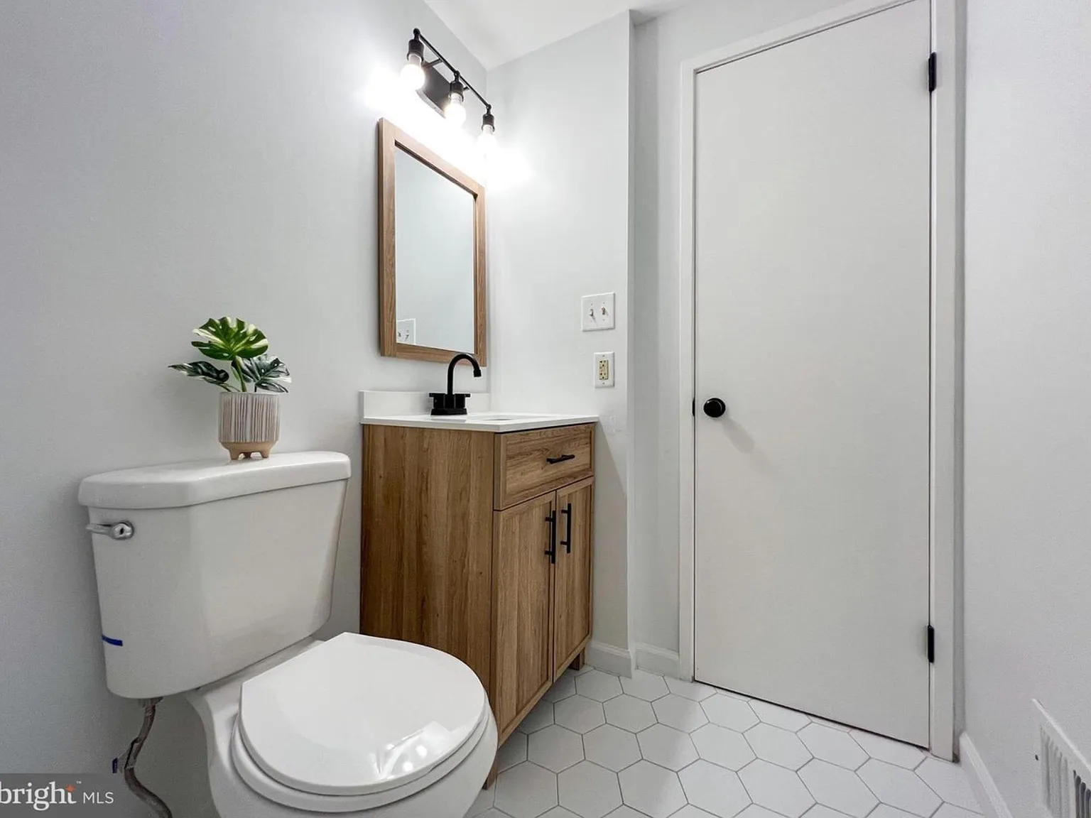 8672 Welbeck Way — Photo 3