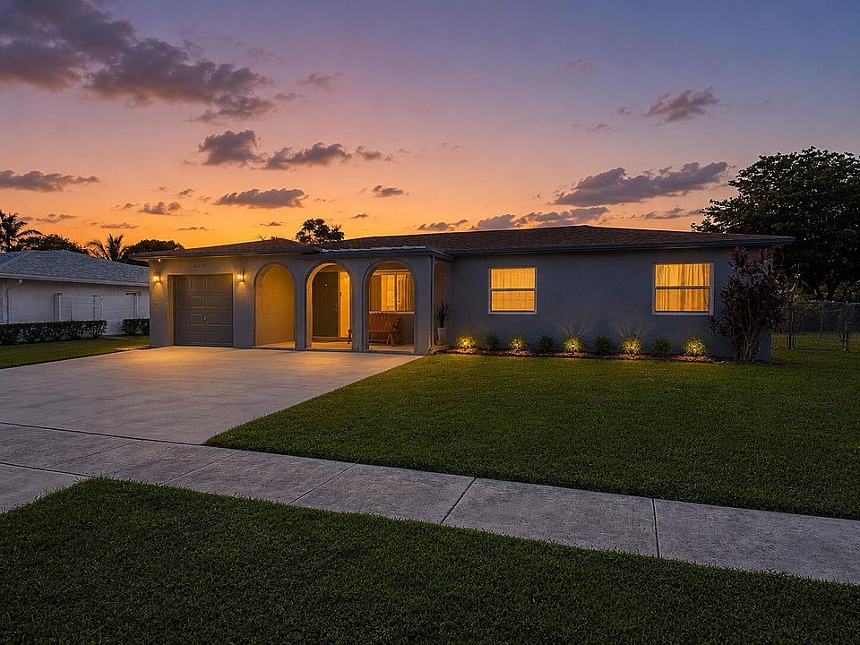 1st image of 22157 Aquila Street