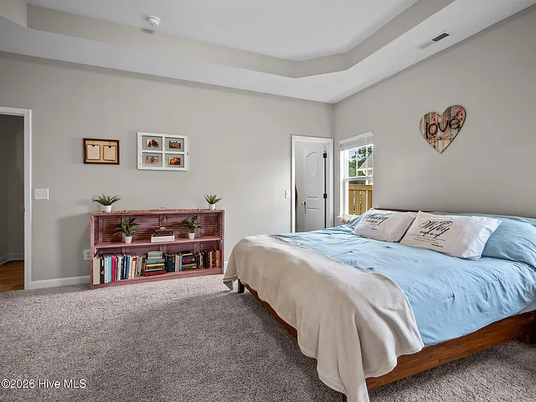 251 Breakwater Dr — Photo 29