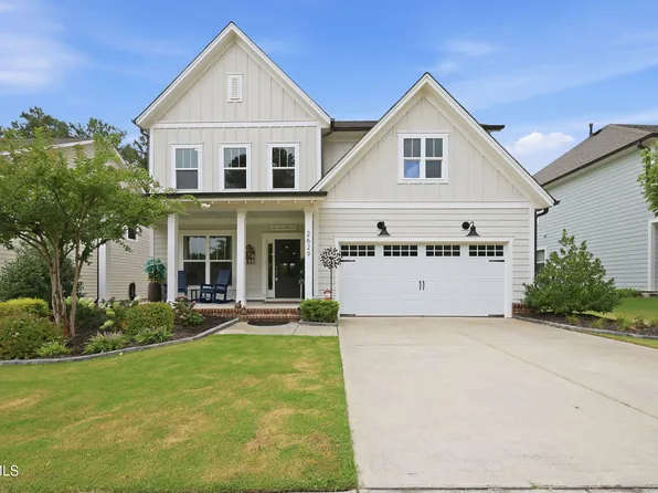 2629 Impulsion Dr, New Hill, NC 27562