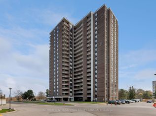 1515 Lakeshore Rd E #1103, Mississauga, ON L5E 3E3
