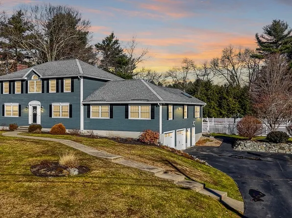 74 Tellier Way, Dracut, MA 01826