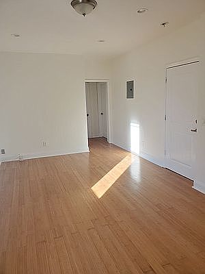 3rd image of 1659 E 45th St #2