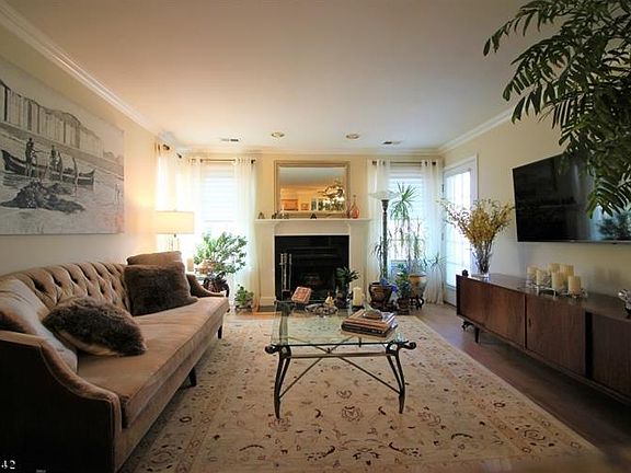 2nd image of 315 Cozzens Ct