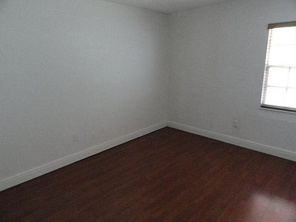 5th image of 14553 SW 142 Court Cir S