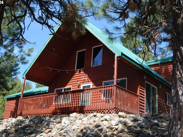 950 N Badger St, Sumpter, OR 97877
