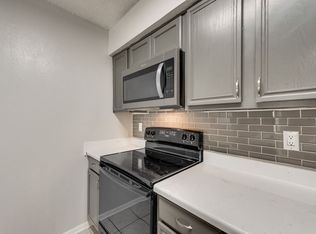 1225 Pecan Square Dr #10, Arlington, TX 76012