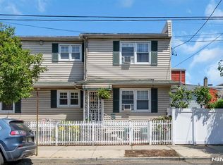 116 1st St, Harrison, NJ 07029
