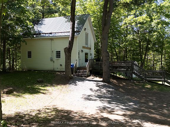 3rd image of 1035 Cozy Ridge Ln