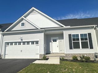 260 Ridge View Ln #42, Hanover, PA 17331