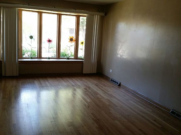 3rd image of 11335 S Avenue O