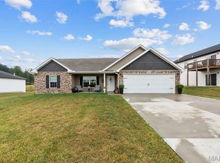 3829 Silverton Cir, Cape Girardeau, MO 63701