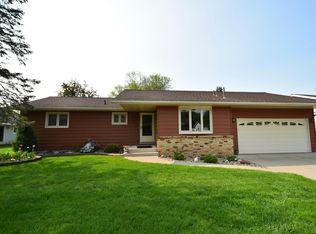 1986 Audrey Ave, Red Wing, MN 55066