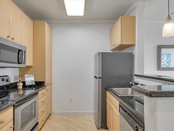 4th image of 801 S Winchester Blvd APT 4300