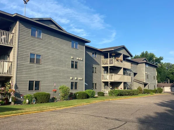 930 Lyn Way APT 203, Hastings, MN 55033