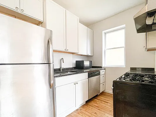 Rented by Urban Real Estate Property Group Inc | media 11