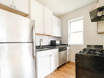 Rented by Urban Real Estate Property Group Inc