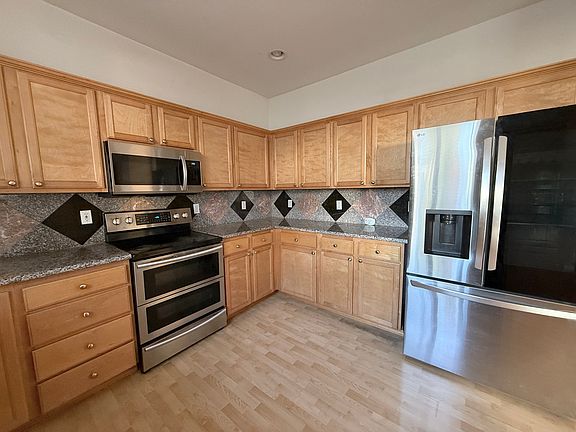5th image of 4605 151st Pl SE