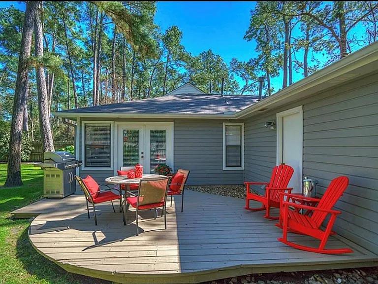 28 Fallenstone Dr — Photo 20