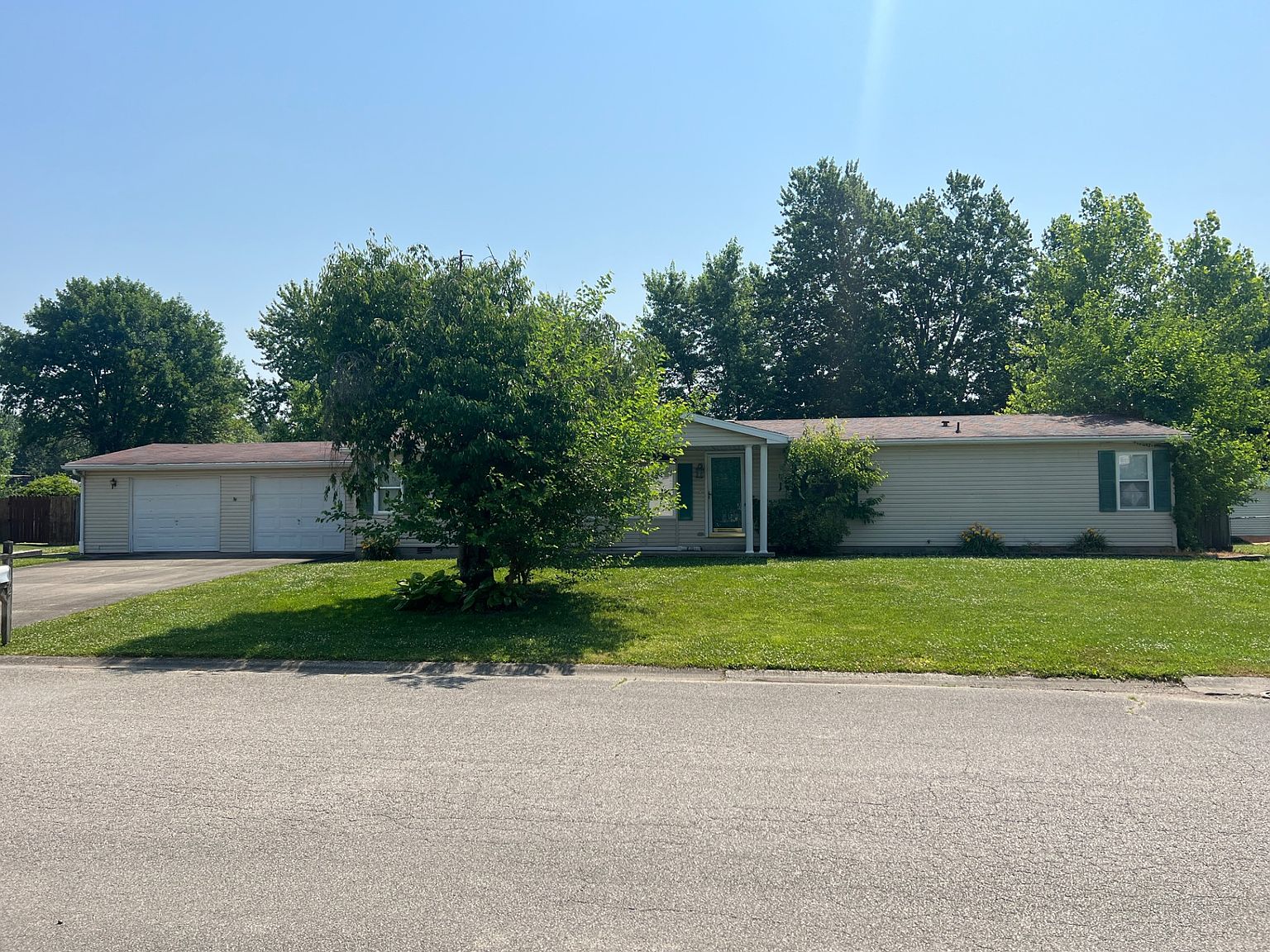 1604 S Willow Dr, Robinson, IL 62454 MLS 11188983 Zillow