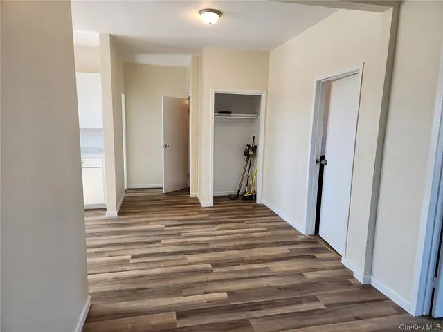 49 Roger Ave — Photo 7