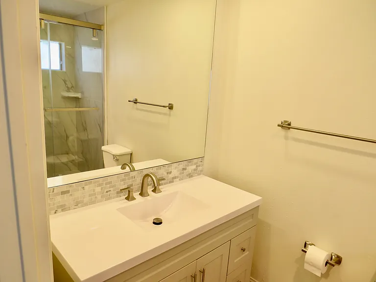 3935 Bluff Pl #2 — Photo 14