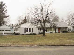 32 Prospect St, Malone, NY 12953