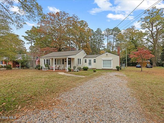 4th image of 209 Charlotte Avenue