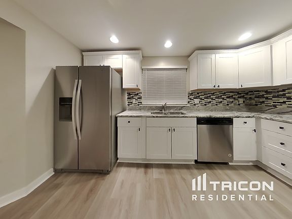5th image of 2807 173rd St E