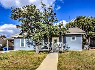 145 Ivy Ln, Kerrville, TX 78028