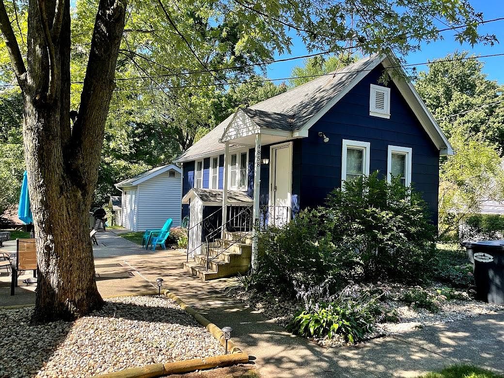 4858 Michigan Ave, Stevensville, MI 49127 Zillow