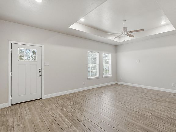 5th image of 4104 Gordon St