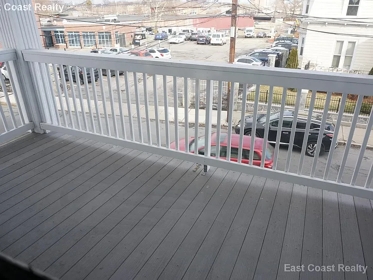 25 Linden St #3 — Photo 14