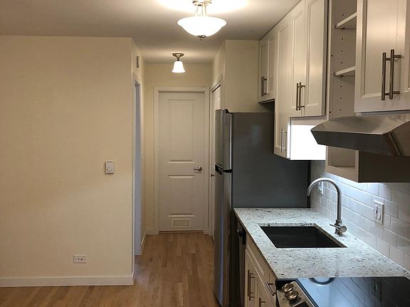 5th image of 7201 W Wellington Ave APT F3