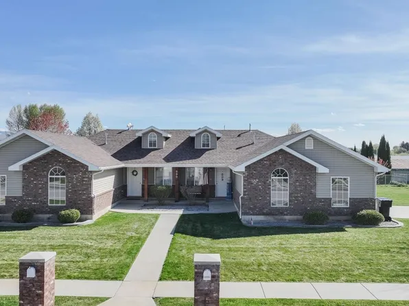 590 E 1 S #S-a/b, Preston, ID 83263