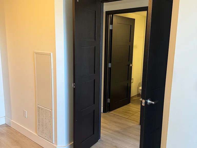 145 Columbia St S #507 — Photo 10