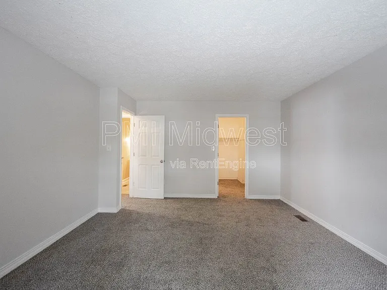 507 Conner Creek Dr — Photo 17