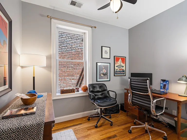 2nd bedroom can be an office or bedroom