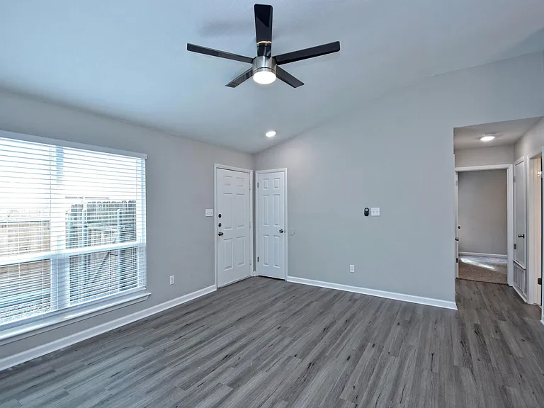 2302 Fuzz Fairway #B — Photo 12