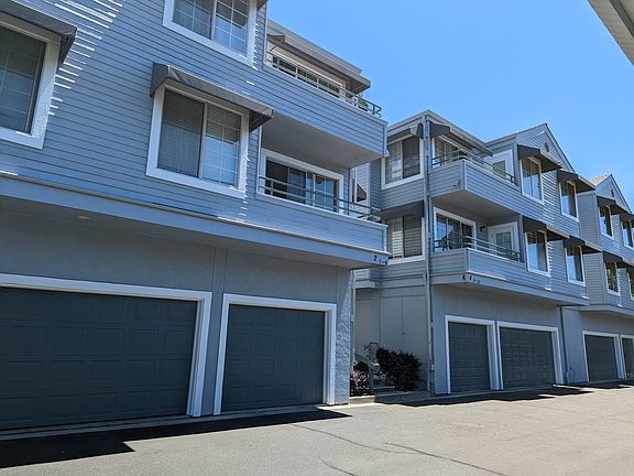 3rd image of 2 Ash Ave APT 5