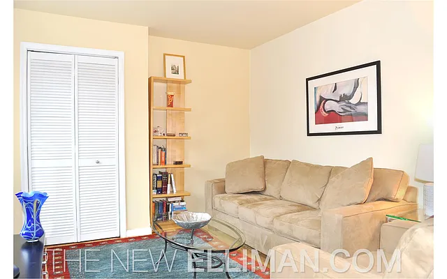 Sold by Douglas Elliman | media 14