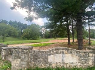 Grant Edwards Dr, Marietta, OH 45750