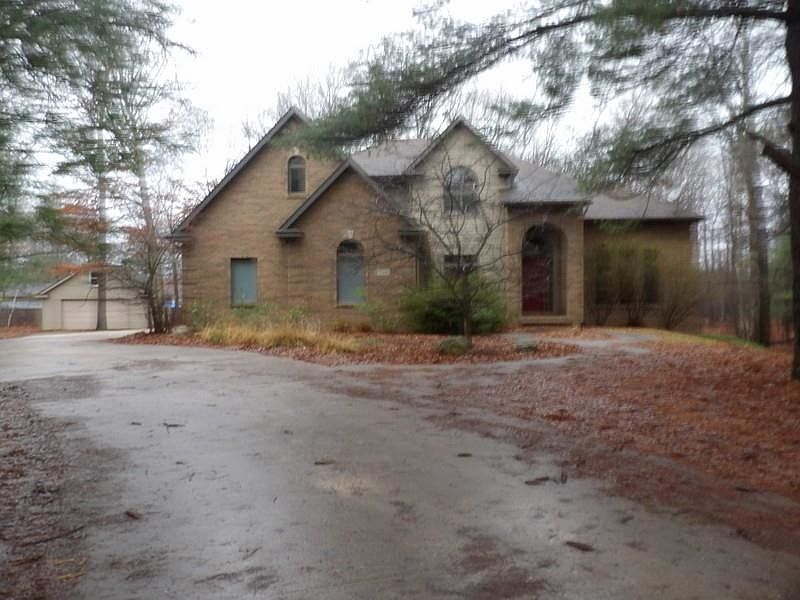 1st image of 5004 Bristlecone Dr