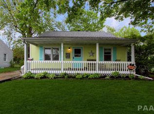 117 Vine St, Washington, IL 61571
